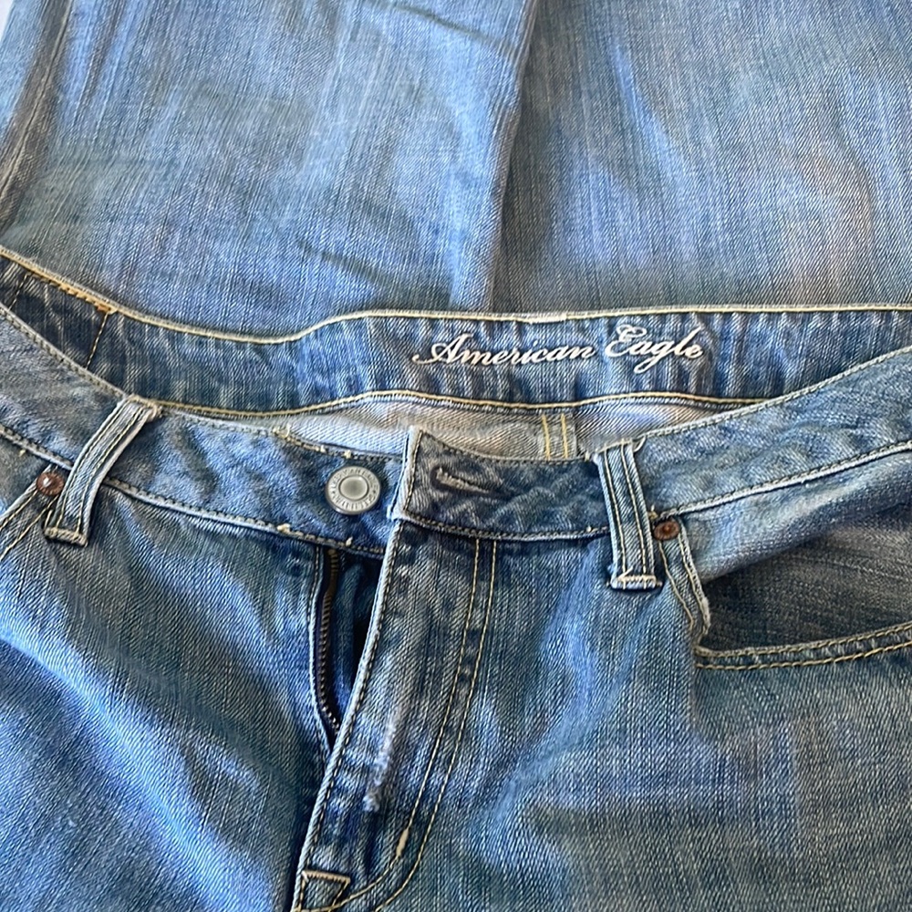 American eagle distressed boy fit jeans size 14